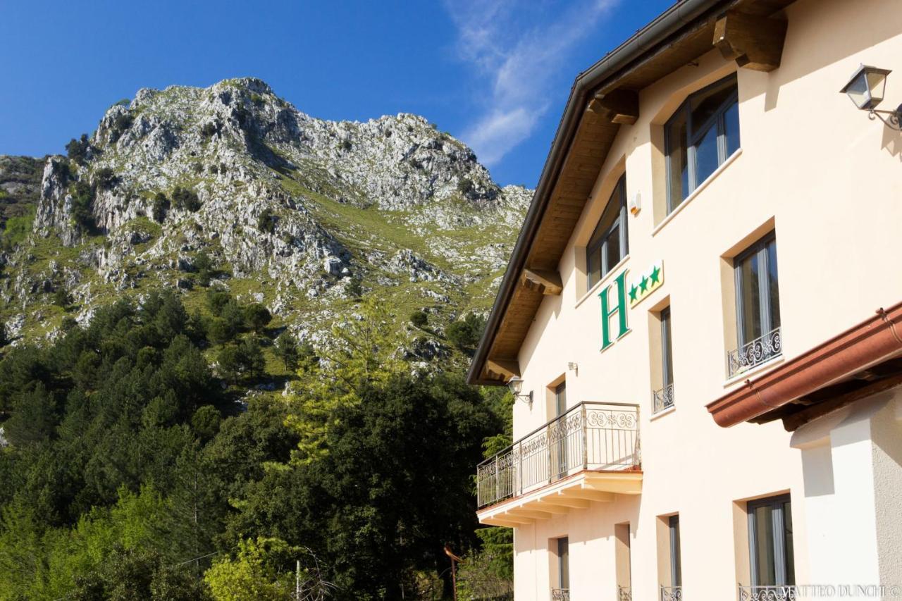 Hotel - Ristorante Pintadera Massa  Dış mekan fotoğraf